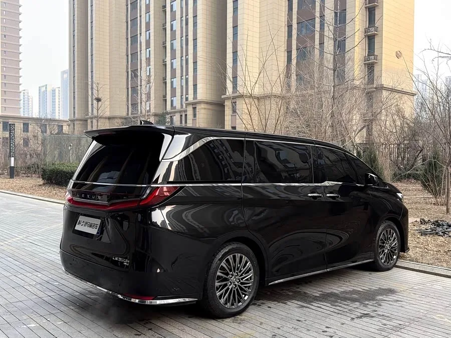 Lexus LM 2023 350h Seven-seat Elegant Edition 2025 — миниатюра 2