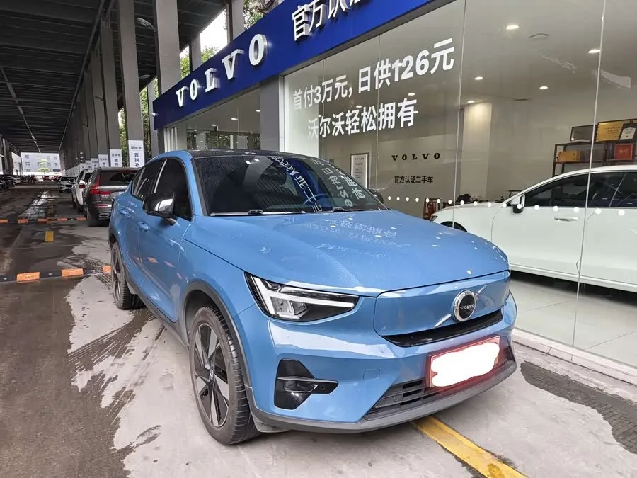Volvo C40 2024 Long Range Edition 2023 — миниатюра 3