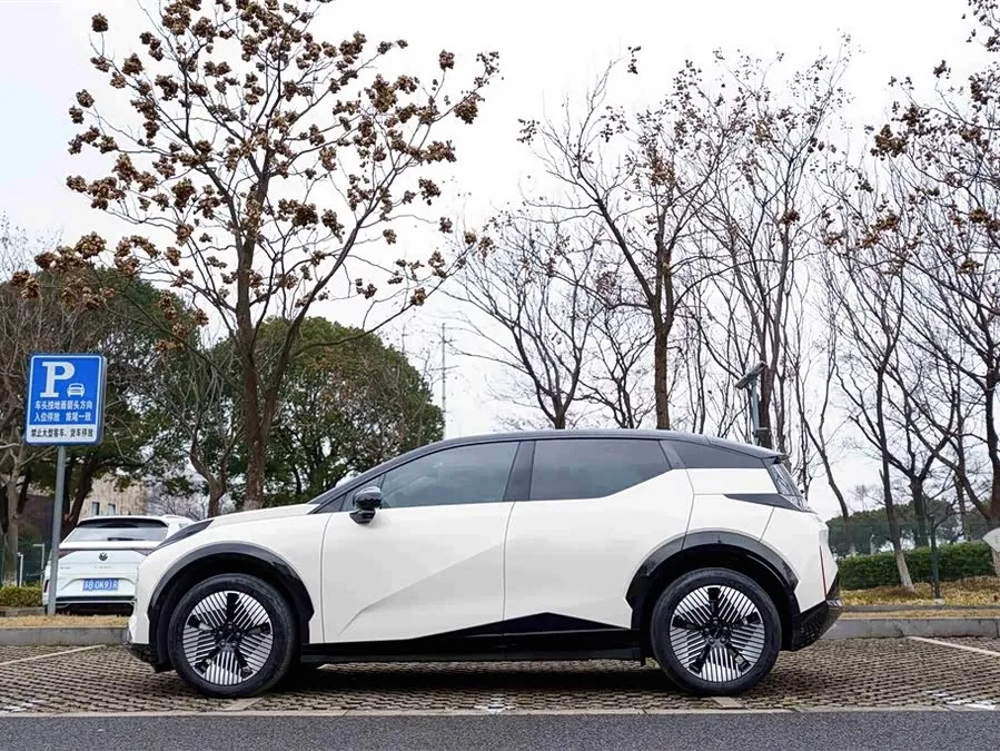 Zeekr X Zeekr X 2023 4WD YOU Edition 4 Seaters 2024 — миниатюра 4