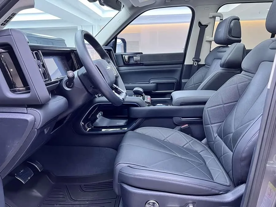 BYD Leopard Leopard 5 Leopard 5 2023 Pilot Edition 2024 — миниатюра 2