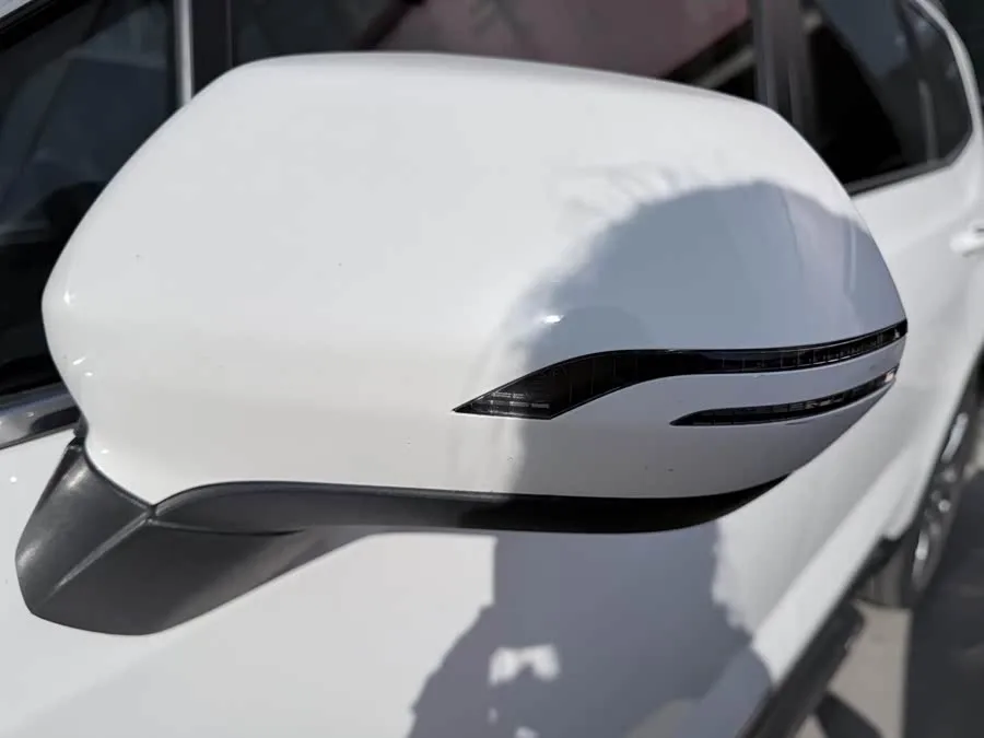 Geely Okavango Haoyue 2022 1.8TD DCT Flagship 7-seater 2022 — миниатюра 2