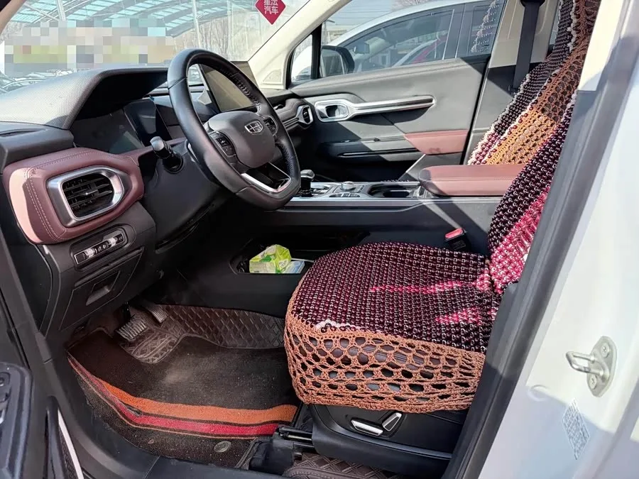 Geely Okavango Haoyue 2022 1.8TD DCT Flagship 7-seater 2022 — миниатюра 3