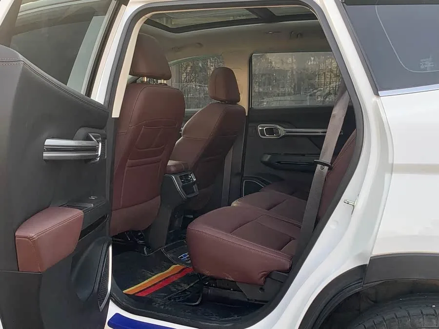 Geely Okavango Haoyue 2022 1.8TD Automatic Premium 7 Seaters 2022 — миниатюра 2