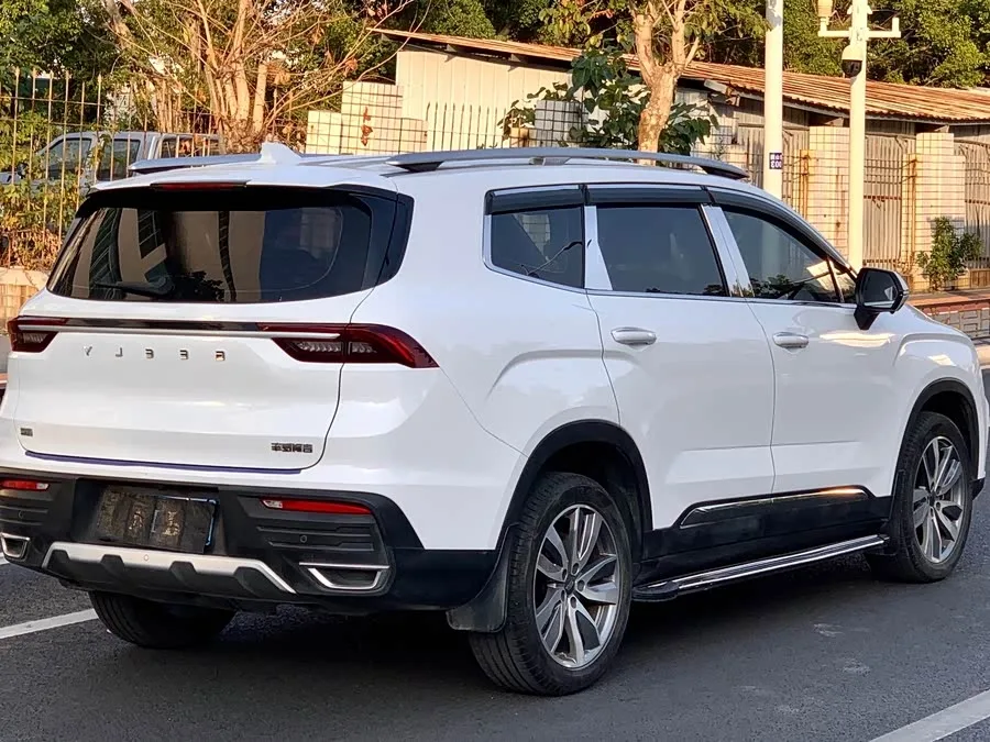Geely Okavango Haoyue 2022 1.8TD Automatic Premium 7 Seaters 2022 — миниатюра 3