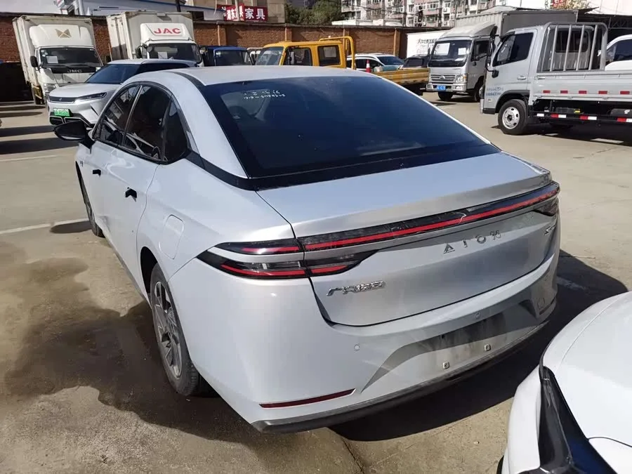 AION AION S Plus AION S Plus 2023 70 Smart Edition Lithium Iron Phosphate 2024 — миниатюра 2