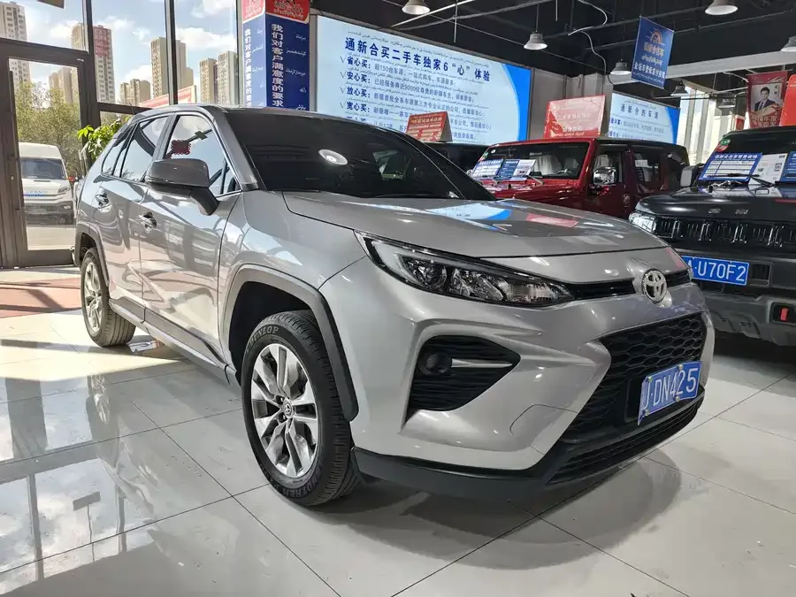 Toyota Wildlander Wildlander 2023 2.0L CVT 2WD Leading Edition 2023 — миниатюра 3