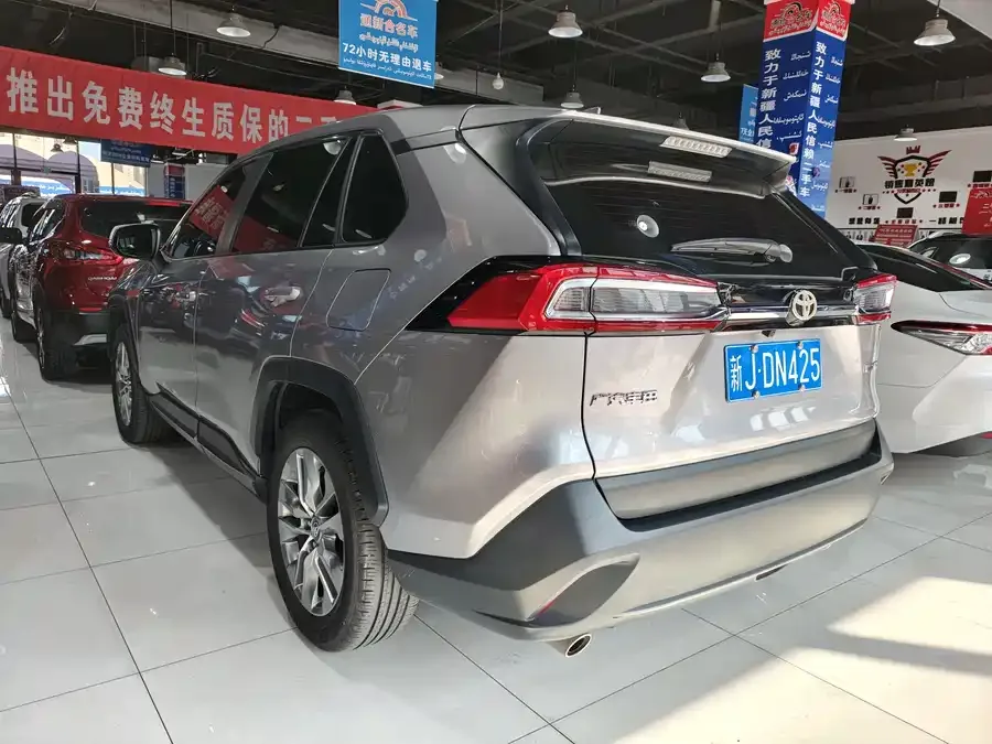 Toyota Wildlander Wildlander 2023 2.0L CVT 2WD Leading Edition 2023 — миниатюра 4