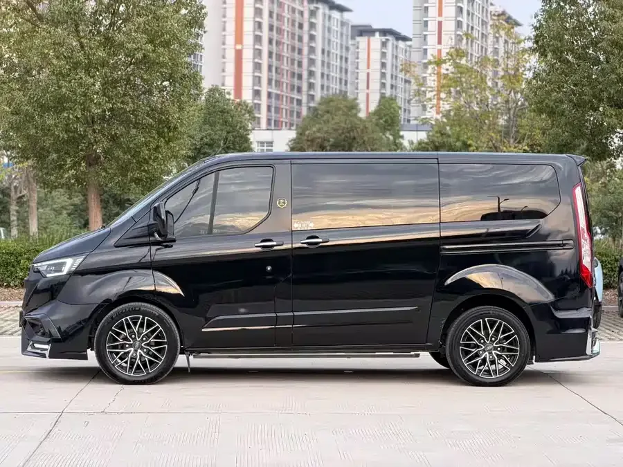 Ford Tourneo Custom Tourneo 2020 2.0T Automatic Elite Edition National VI 2022 — миниатюра 2