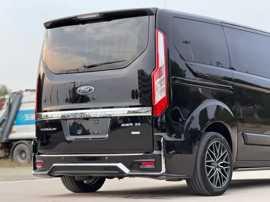 Ford Tourneo Custom Tourneo 2020 2.0T Automatic Elite Edition National VI 2022 — миниатюра 5