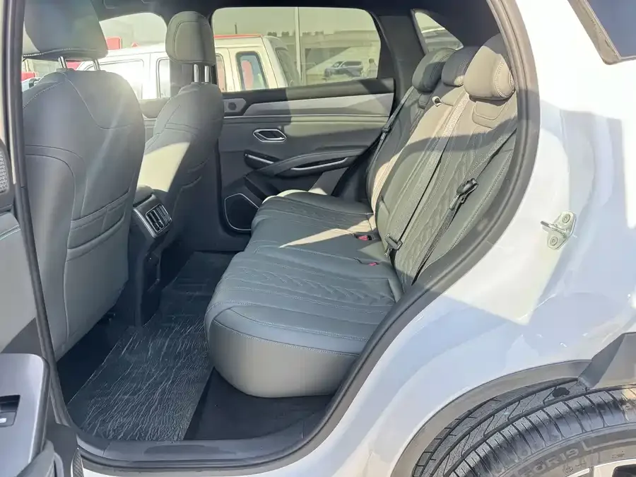 BYD Song L DM-i Song L DM-i 2025 Intelligent Driving Edition 160km Beyond Edition 2025 — миниатюра 4