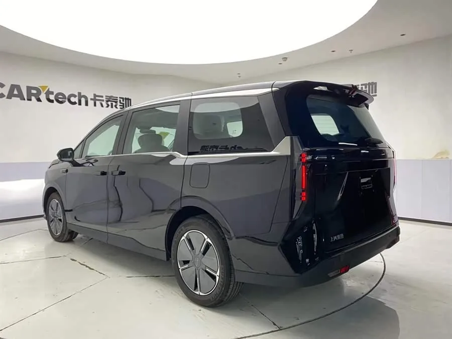 Maxus Dajia 7 Dajia 7 2024 facelift super hybrid long-range version Yuexiang version 2025 — миниатюра 4