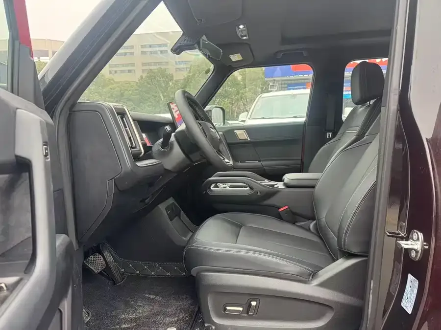 iCAR 03T iCAR 03T 2024 501km 4WD long range version 2025 — миниатюра 4