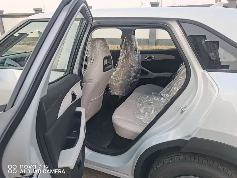 BYD Yuan UP Yuan UP 2025 301KM Pilot Edition 2026 — миниатюра 5
