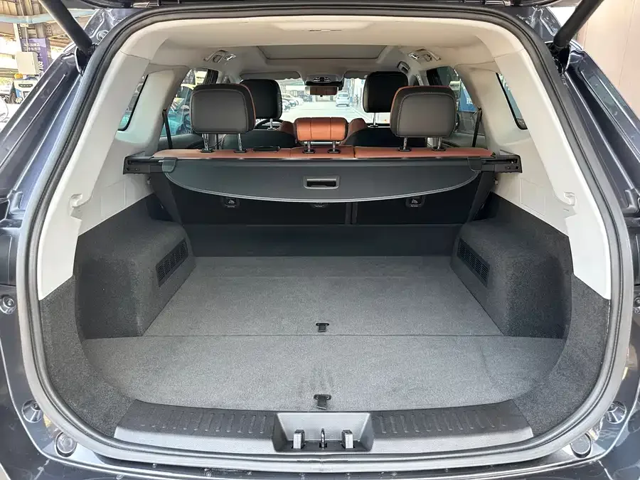 Chery Tiggo 8 PLUS Tiggo 8 PLUS 2022 Kunpeng Edition 390TGDI DCT Luxury Edition+ 2022 — миниатюра 3