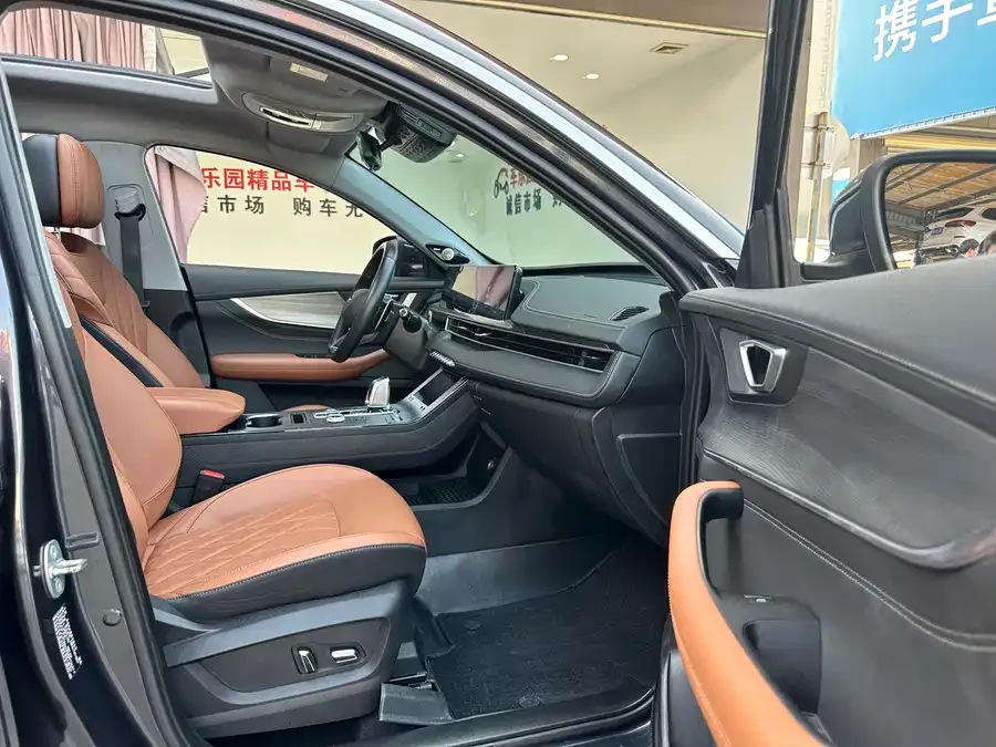 Chery Tiggo 8 PLUS Tiggo 8 PLUS 2022 Kunpeng Edition 390TGDI DCT Luxury Edition+ 2022 — миниатюра 5