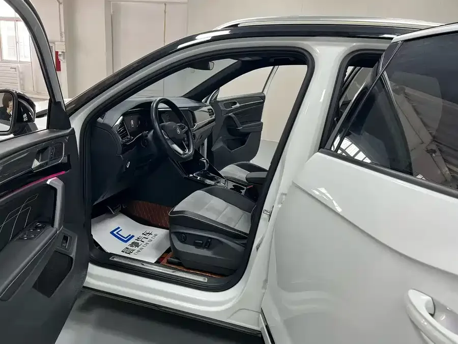 Volkswagen Tayron X Tanyue X 2020 330TSI 2WD Flagship Smart Edition 2022 — миниатюра 5