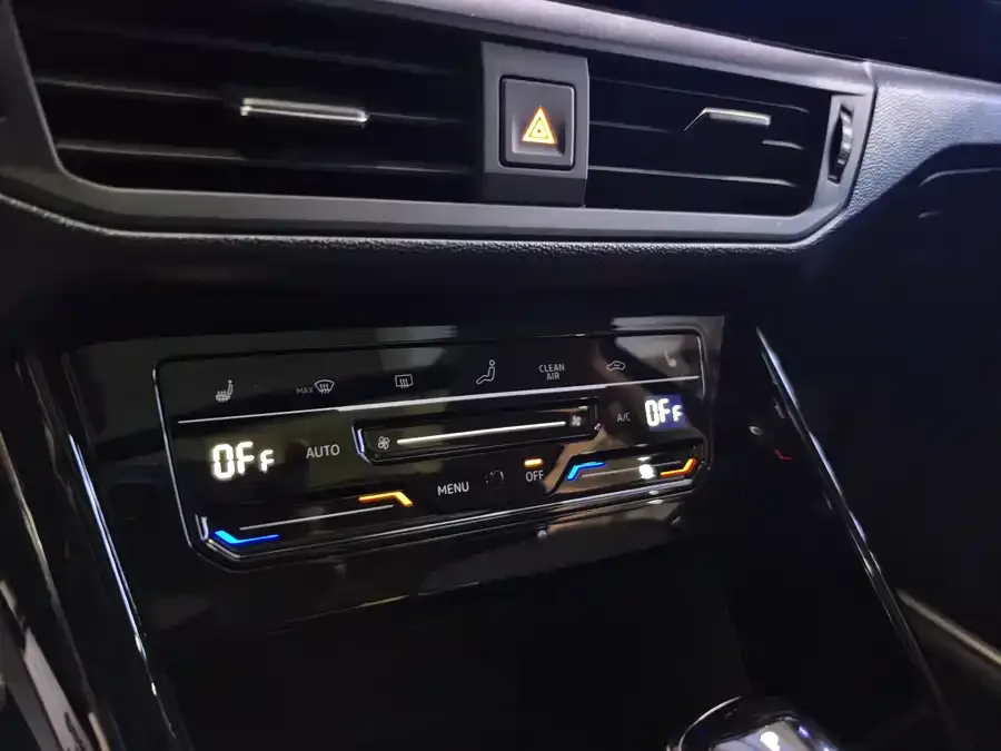Volkswagen Tayron X Tanyue X 2020 330TSI 2WD Premium Intelligent Edition 2022 — миниатюра 4