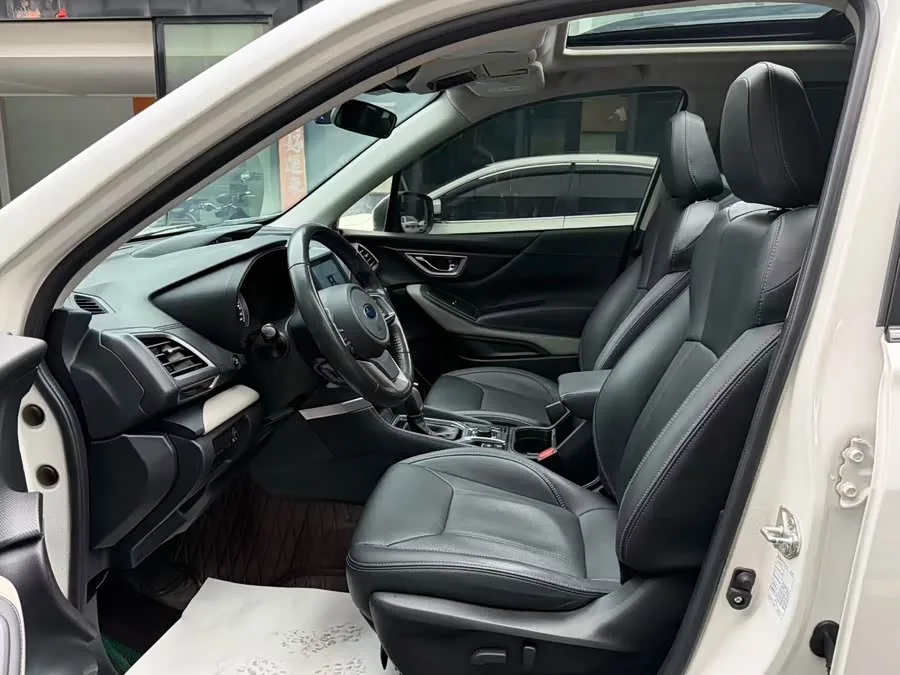 Subaru Forester Forester 2022 2.0i AWD Luxury Edition EyeSight 2022 — миниатюра 2