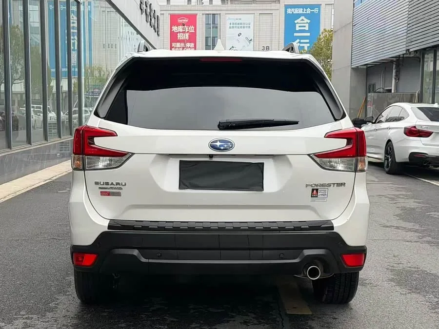 Subaru Forester Forester 2022 2.0i AWD Luxury Edition EyeSight 2022 — миниатюра 5