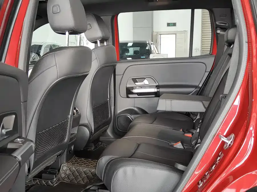 Mercedes-Benz GLB-Class Mercedes-Benz GLB 2023 GLB 200 Fashion Edition 2023 — миниатюра 4