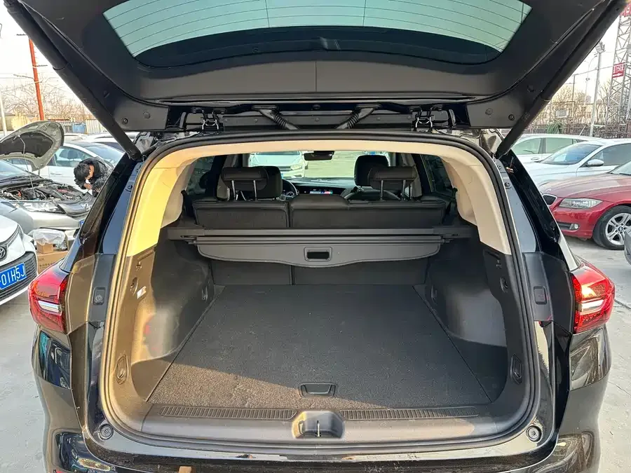 Buick Envision Plus Envision Plus 2023 Envision Plus 652T Five-seat Four-wheel Drive Luxury Model 2024 — миниатюра 4