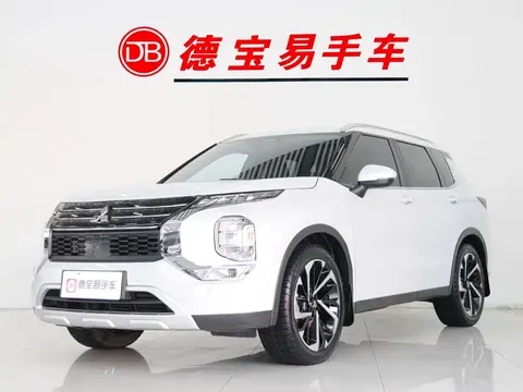 Mitsubishi Outlander 2023 купить в Москве
