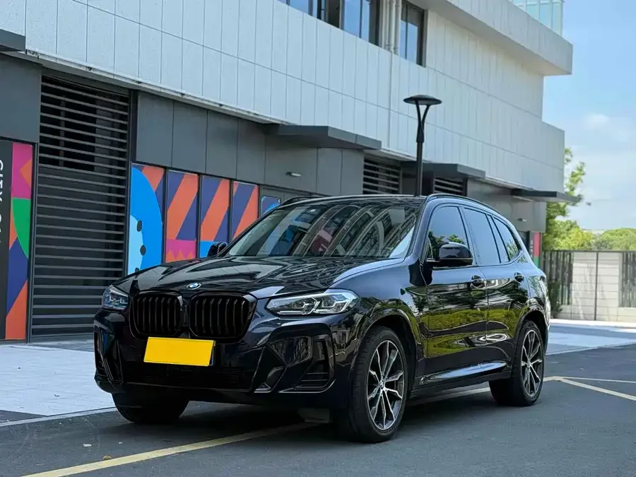 BMW X3 2022 xDrive30i Advanced M Night Package 2023 — фото 1, купить с доставкой в Москву