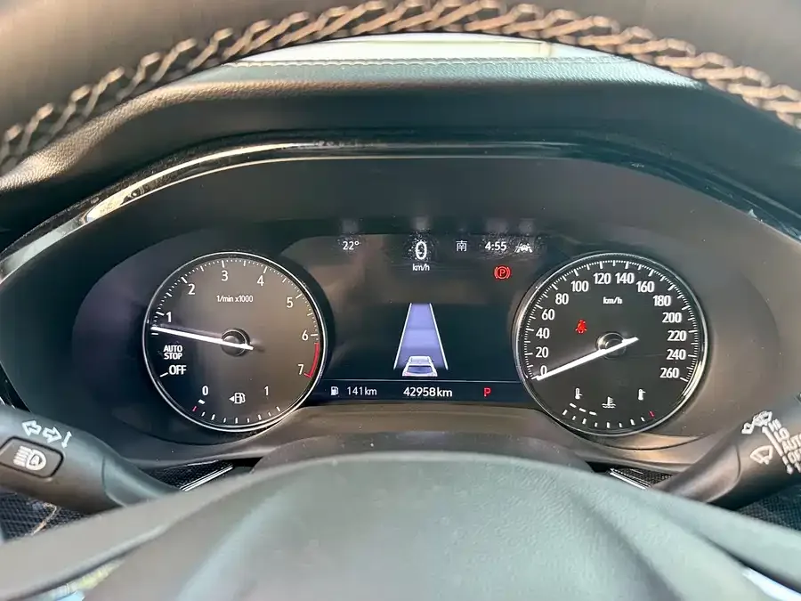 Buick Envision Plus Envision Plus 2022 facelift Envision Plus 552T five-seat luxury model 2022 — миниатюра 5