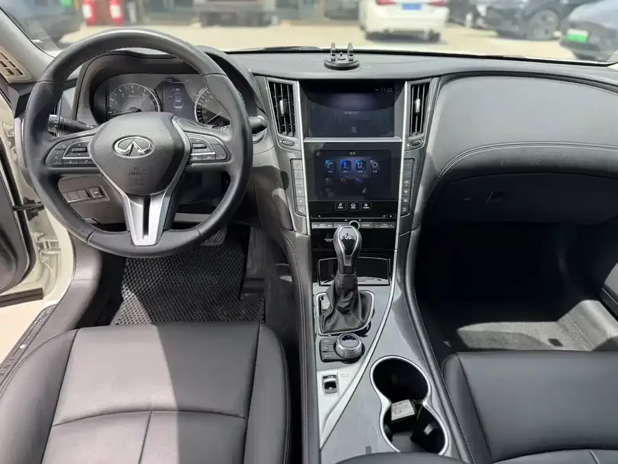 Infiniti Q50L 2022 2.0T Comfort Edition 2023 — миниатюра 4