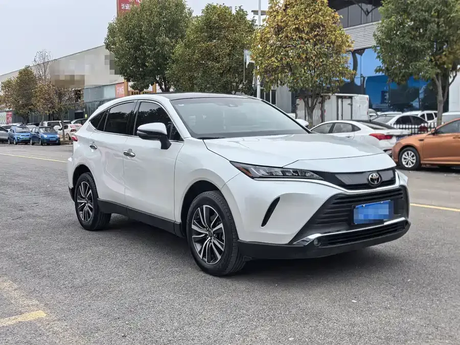 Toyota Lingfang HARRIER Lingfang Harrier 2022 2.0L CVT 2WD Progressive Edition 2023 — миниатюра 3