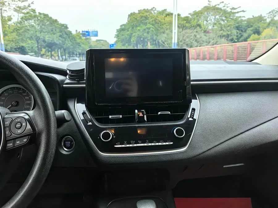 Toyota Allion 2021 Asia Lion 2.0L Progressive Edition 2022 — миниатюра 3