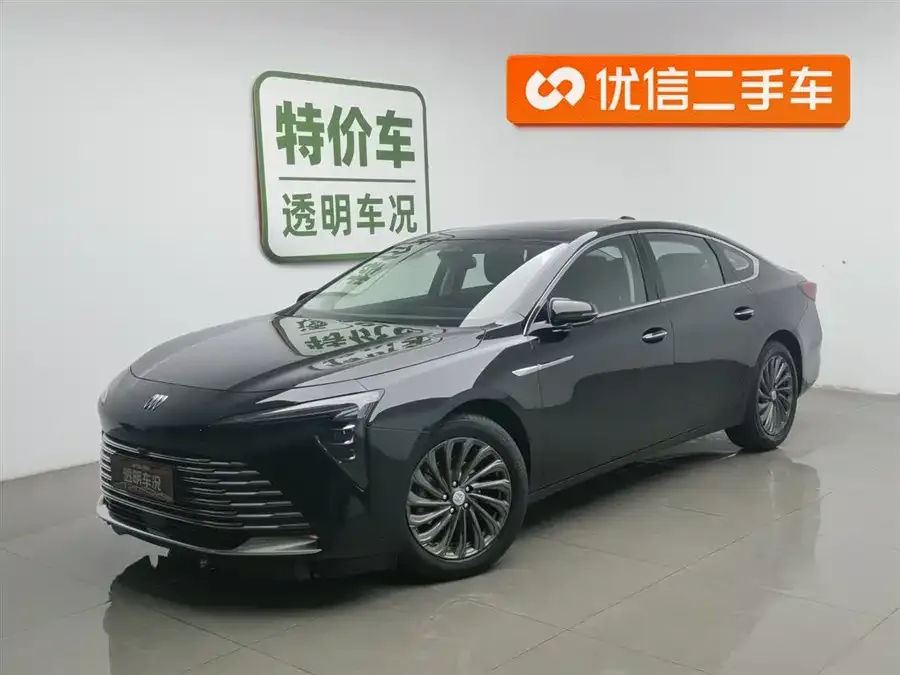 Buick LaCrosse LaCrosse 2025 28T Platinum Edition 2025 — фото 1, купить с доставкой в Москву