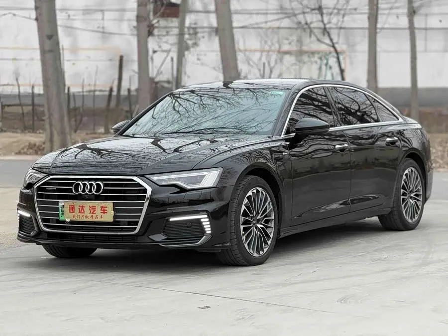 Audi A6L New Energy 2022 55 TFSI e quattro 2023 — фото 1, купить с доставкой в Москву