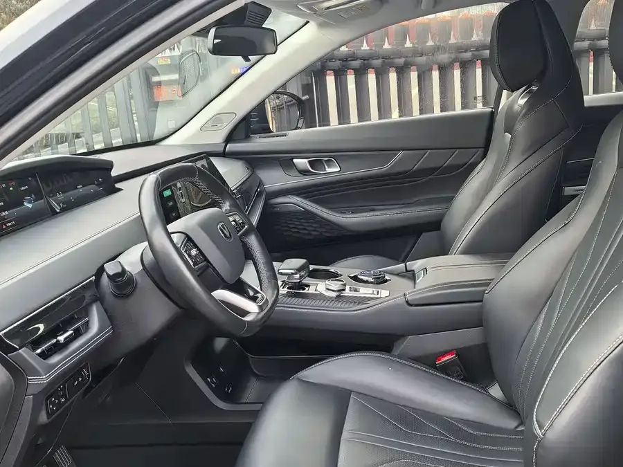 Changan UNI-K Changan UNI-K 2024 2.0T 2WD Yue Shang Edition 2024 — миниатюра 4