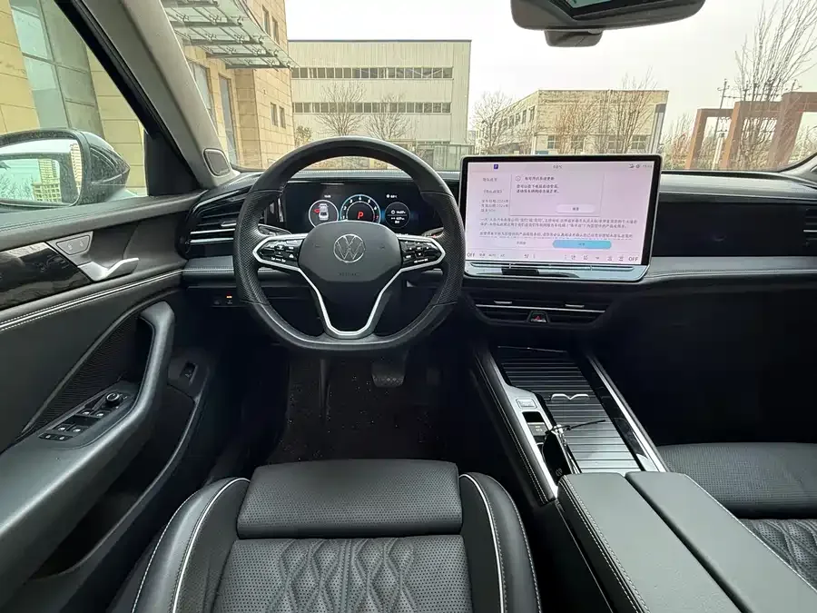 Volkswagen Magotan Magotan 2024 380TSI DSG Premium Edition Big Magotan Package 2025 — миниатюра 5