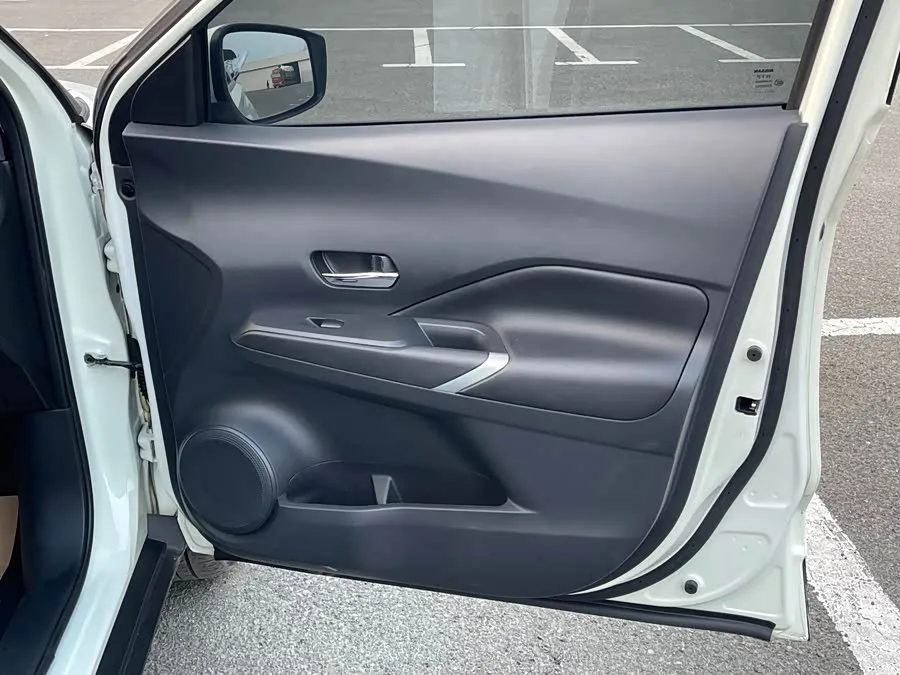 Nissan Kicks Jinke 2021 1.5L XV CVT Intelligent Deluxe Edition 2022 — миниатюра 4