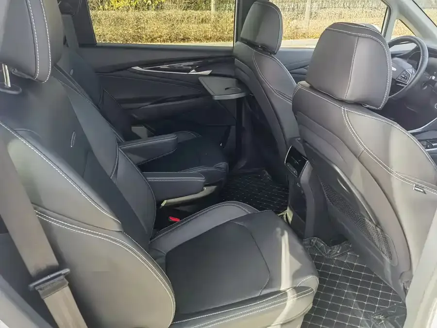 Maxus G50 2023 PLUS 1.5T Automatic Escort Edition 2023 — миниатюра 3