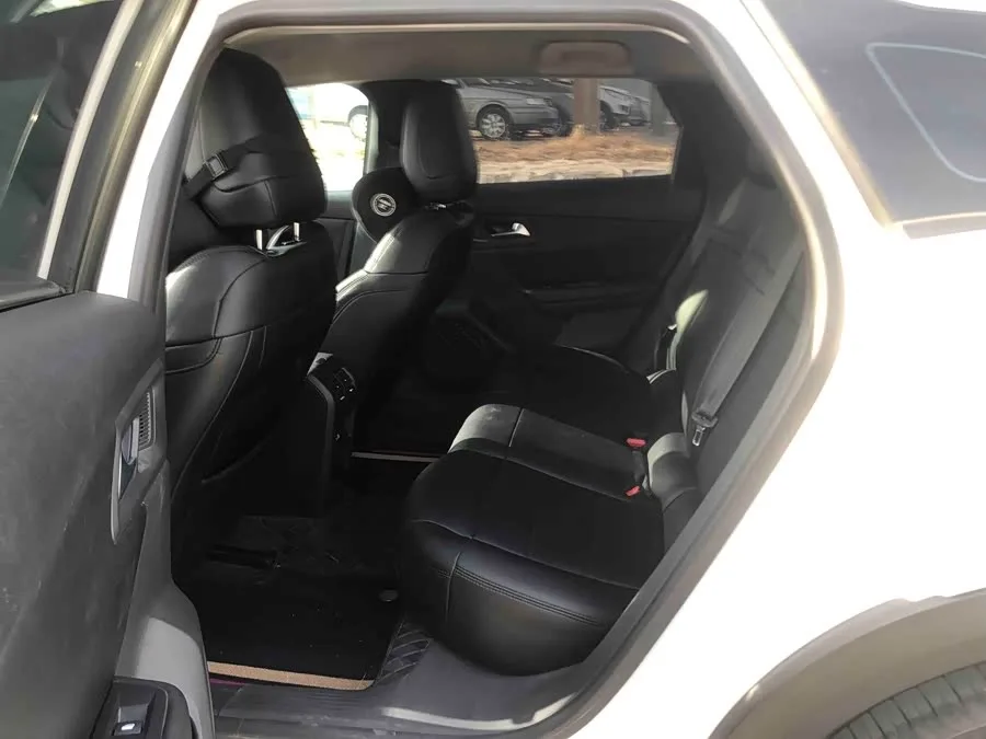 Citroen Versailles C5 X Versailles C5 X 2025 1.6T Overseas Edition 2024 — миниатюра 4