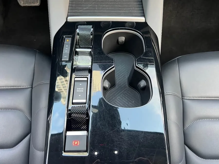 Citroen Versailles C5 X Versailles C5 2022 — миниатюра 5