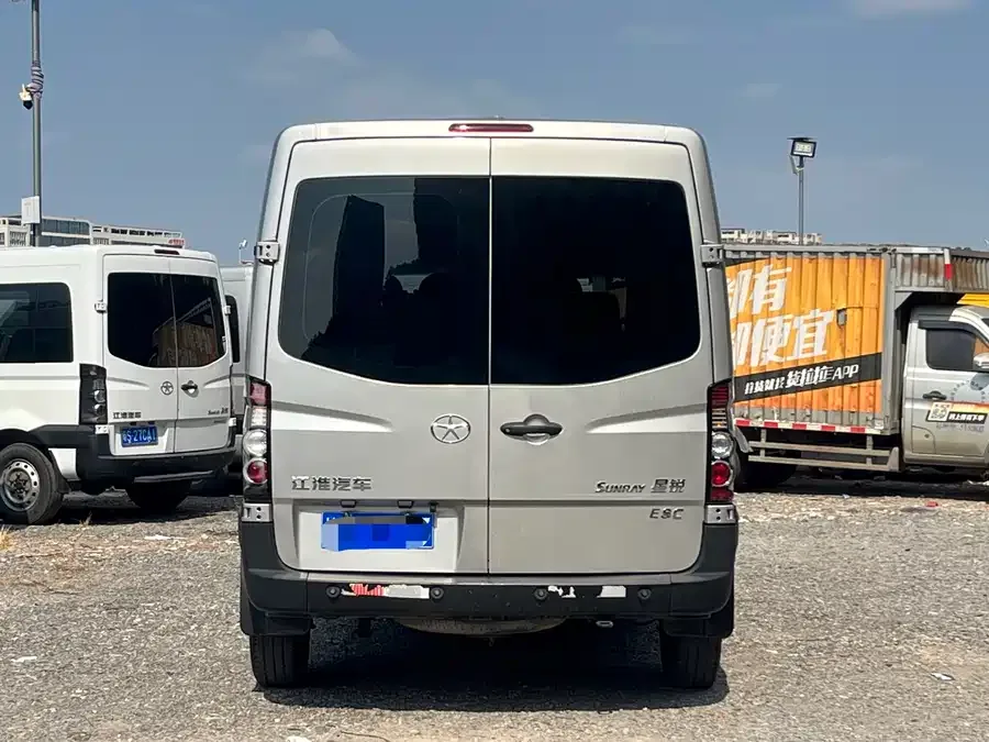 JAC Group Xingrui Xingrui 2021 2.0T 5 Series Star Express 8/9 Seat Mid-Roof D20TCIF1 2023 — миниатюра 2