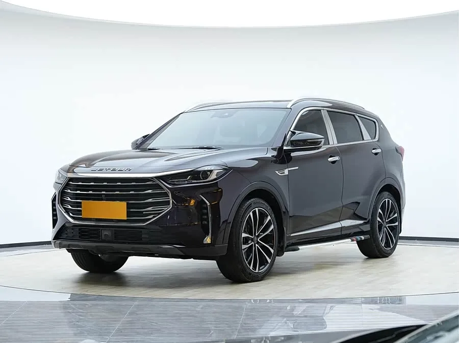 Jetour X70 PLUS JETOUR X70 PLUS 2021 1.6T DCT PRO 7 Seaters 2022 — фото 1, купить с доставкой в Москву