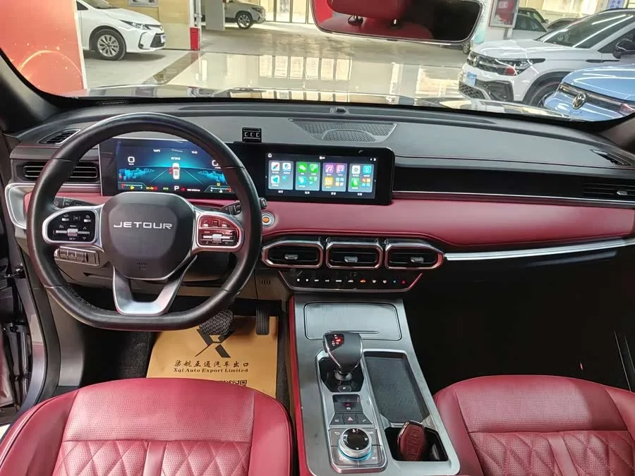 Jetour X70 PLUS JETOUR X70 PLUS 2024 Champion Edition 1.5T DCT Champion MAX+ 5 Seaters 2024 — миниатюра 4