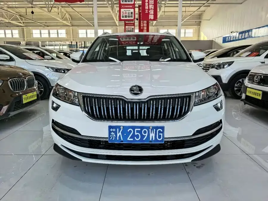 Skoda Karoq Korok 2022 TSI280 Exclusive Edition 2022 — фото 1, купить с доставкой в Москву