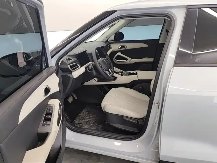 BYD Yuan UP Yuan UP 2024 401KM Vitality Edition 2024 — миниатюра 3