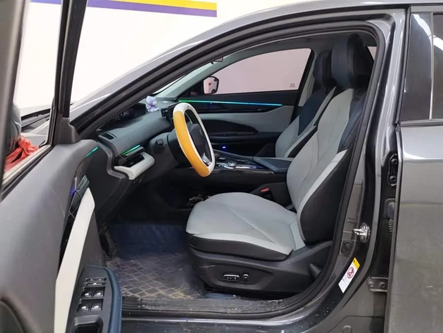 Changan UNI-V Smart Electric iDD Changan UNI-V iDD 2023 iDD 1.5T 113km Smart Fun Edition (Fast Edition) 2023 — миниатюра 3