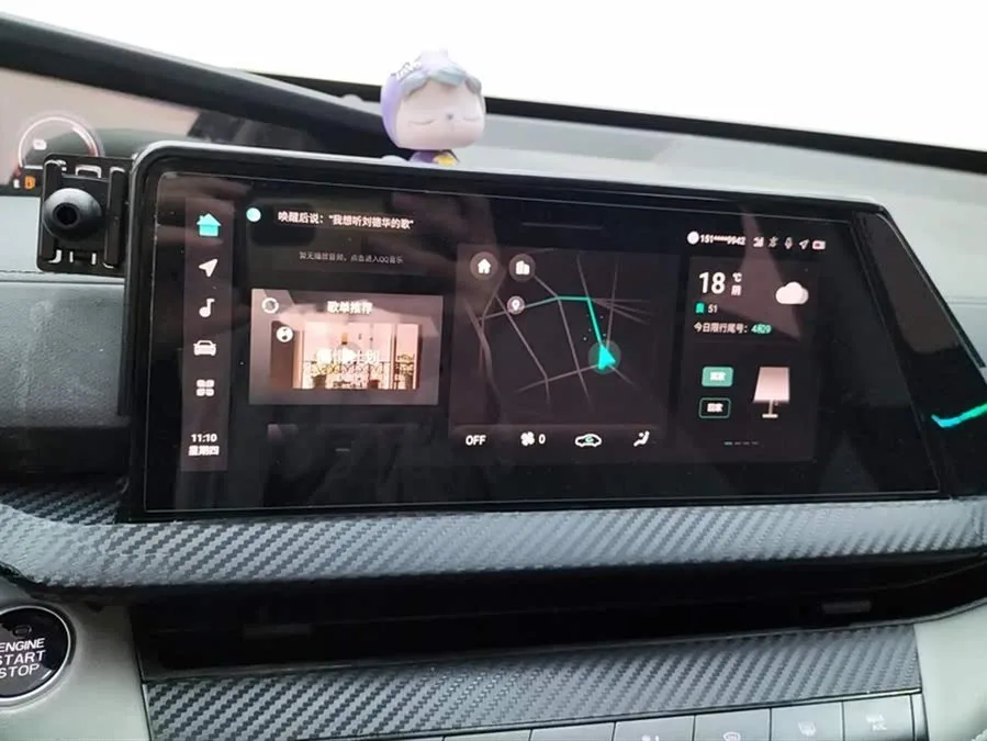 Changan UNI-V Smart Electric iDD Changan UNI-V iDD 2023 iDD 1.5T 113km Smart Fun Edition (Fast Edition) 2023 — миниатюра 4