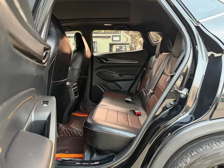 Oshan X5 PLUS Changan Auchan X5 PLUS 2023 1.5T DCT pilot model 2023 — миниатюра 2