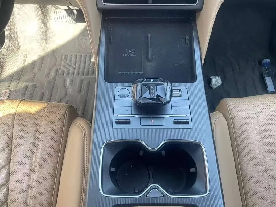 BYD Song L DM-i Song L DM-i 2024 160km Excellence Edition 2024 — миниатюра 5