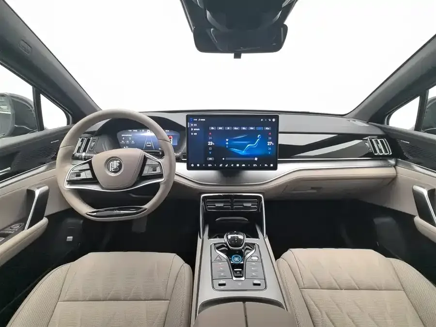 BYD Tang New Energy Tang New Energy 2025 DM-i 115KM Premium Edition 2024 — миниатюра 2