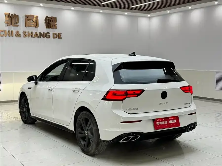 Volkswagen golf Golf 2021 280TSI DSG R-Line 2023 — миниатюра 2